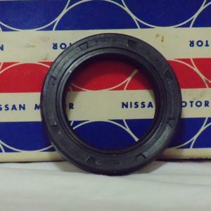 Datsun Roadster 1600  R16 Front Crank Seal