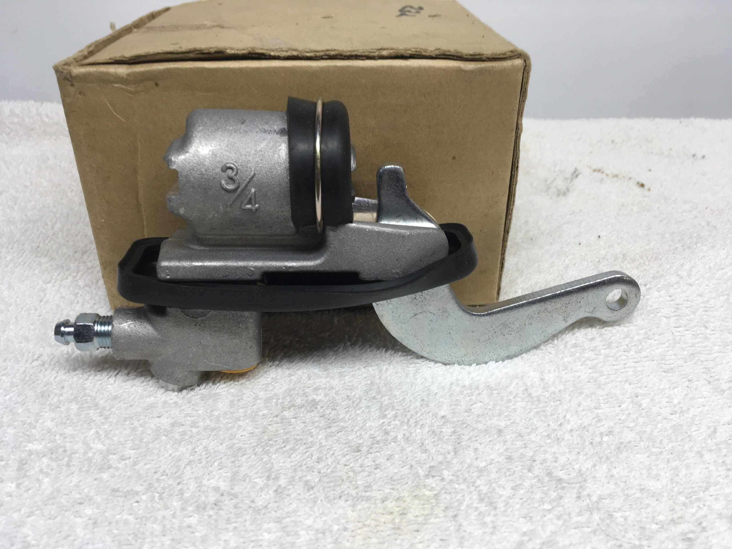 Datsun Fairlady Roadster Aftermarket 3/4 Rear Wheel Cylinders